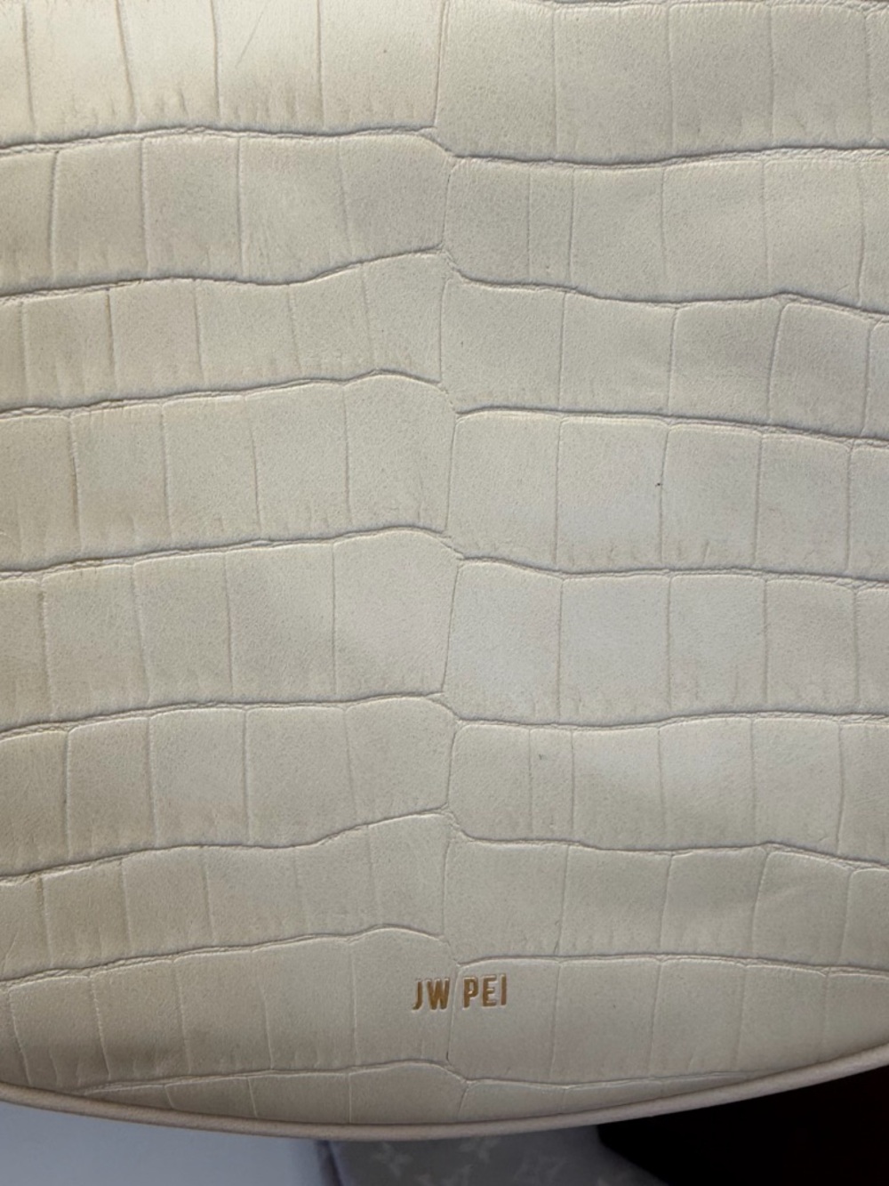 JW PEI Carly Saddle Bag in Ivory Croc Like New Condition Chic Elegant Capsule - Picture 5 of 17